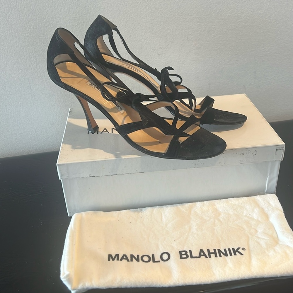 Manolo Blahnik black sandals size 39